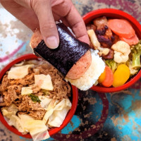 L & L Hawaiian Barbeque food