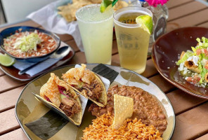 Hussong's Cantina food