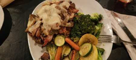 Home Grill Steakhouse food