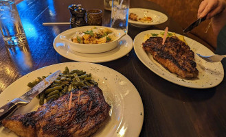 Pecan House Grill food