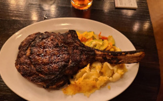 Pecan House Grill food