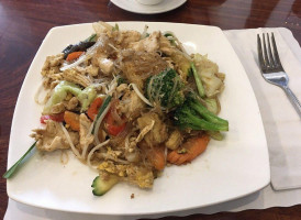 Kao Sook Thai Cuisine food