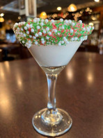 Cloverleaf Tavern drink
