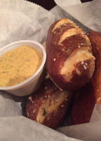 Cloverleaf Tavern food