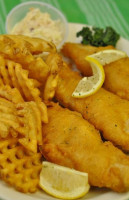 Cloverleaf Tavern food