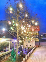 Sunlife Organics outside