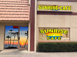 Sunrise Cafe outside