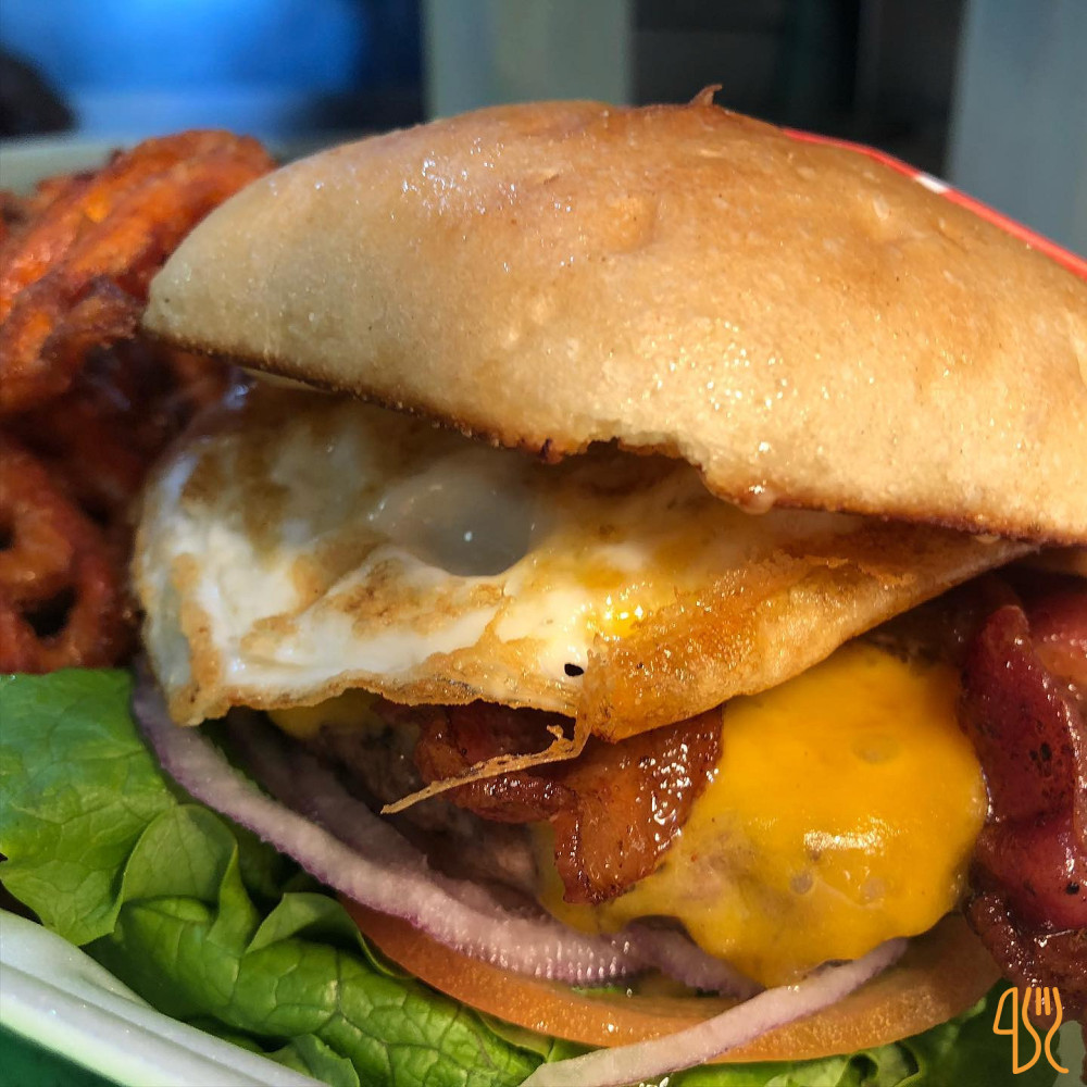 The Barnyard At Match Point Grill