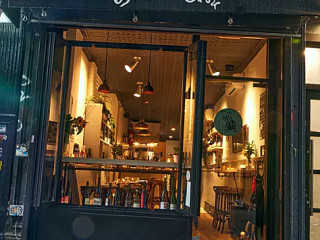 Mr. Crab Seafood Boils