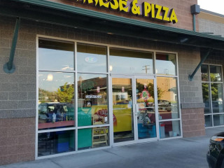 Pedeltweezer's Chinese And Pizza