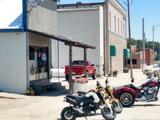 Jake's Horses And Harleys Grille