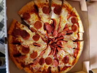 L R's Pizza