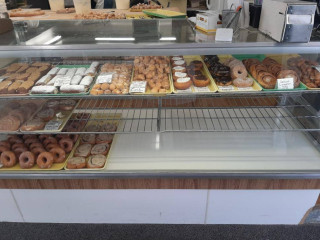 Pierre Donut Shop