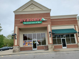 Everest Restaurant And Bar