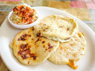 La Casa De Las Pupusas #2