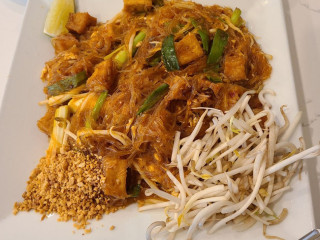 Manee Thai Cuisine