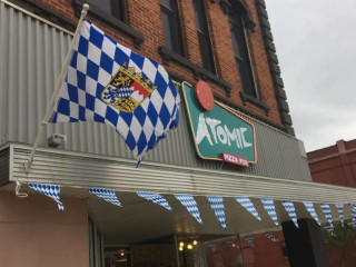 Atomic Pizza Pub