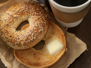 Sippet Coffee Bagels