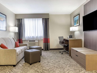 Comfort Inn Suites Pacific Auburn