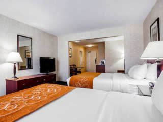 Comfort Suites Independence Kansas City