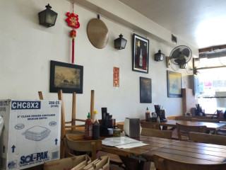 Loi's Vietnamese Restaurant