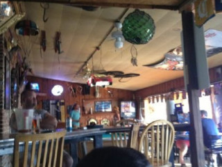 Regan's Pub And Oyster