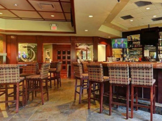 Griffin Room Restaurant Bar