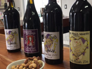 Four Fools Winery