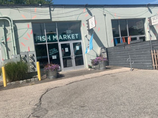 Fearless Fish Market East Side
