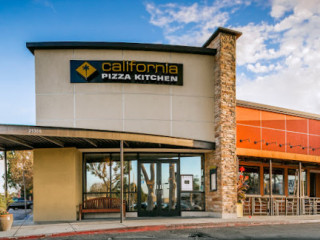 California Pizza Kitchen At Rolling Hills