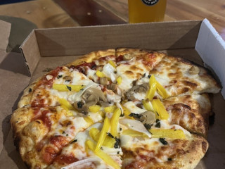 The Mule House Pizza