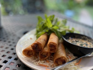 Olay's Thai Lao Cuisine