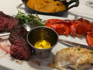 Council Oak Steaks And Seafood