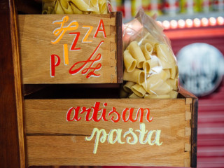 Rustic Pizza And Pasteria
