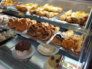 Dolce Bakery And Cafe