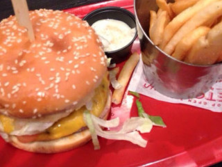 Red Robin's Burgers