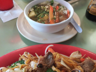 Hot Wok Pho Chinese