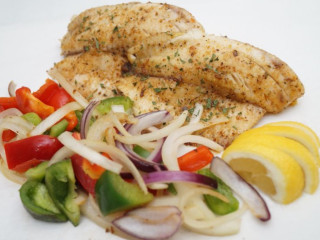 Snapper's Seafood Chicken