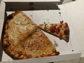 Toto 2 Pizza