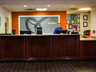 Hampton Inn Breakfast Area