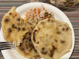 Pupusa Loca Y Tacos