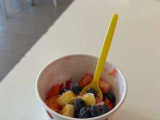 Tutti Frutti Frozen Yogurt