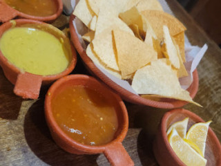 3 Salsas Mexican