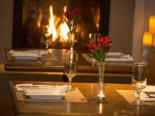 Woodnotes Grille at Emerson Resort & Spa