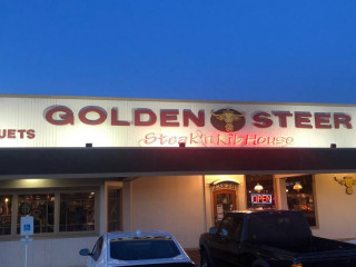 Golden Steer Steak & Ribhouse Lounge
