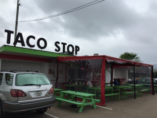 One Stop Taqueria