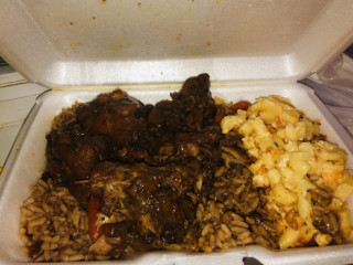 Erie's Jamaican Food