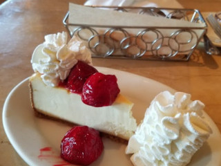 The Cheesecake Factory Willow Grove