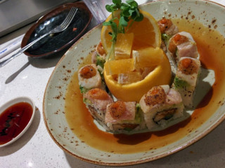 Mikuni Japanese Sushi Bar