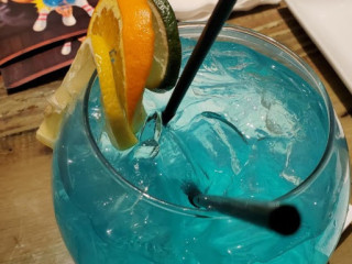 Uncle Buck's Fishbowl And Grill